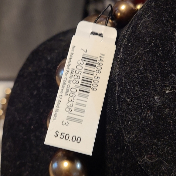 Necklace - Picture 2 of 5